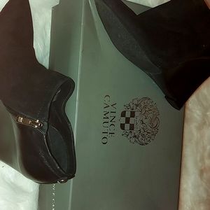 Vince Camuto booties 37.5